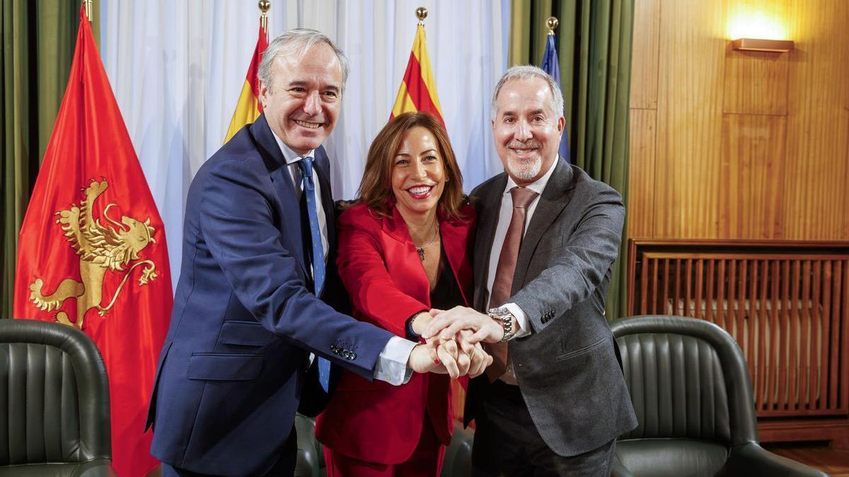 Jorge Azcón, Natalia Chueca y Jorge Mas, las tres patas de la sociedad Nueva Romareda.