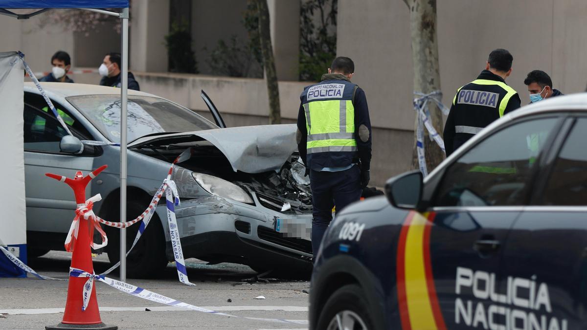 Un tiroteo entre dos coches acaba con un muerto en Madrid.
