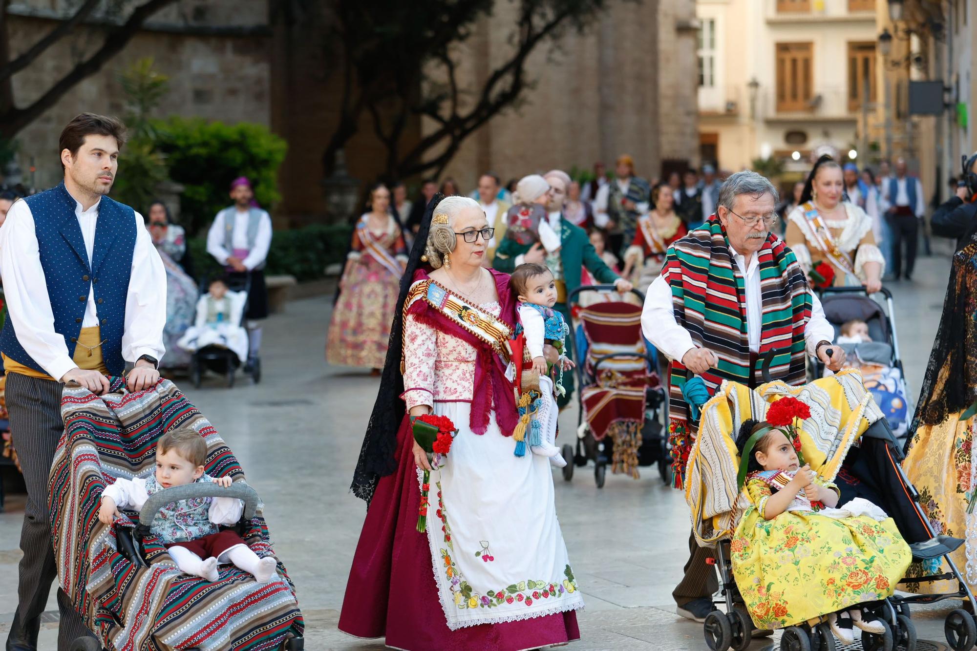 Búscate en el primer día de la Ofrenda en la calle San Vicente entre las 17:00 y las 18:00