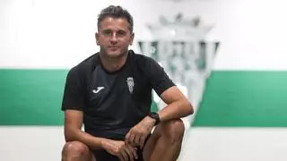 Iván Ania, entrenador del Córdoba CF: 'Cinco de mis supersticiones se rompieron el día del ascenso'