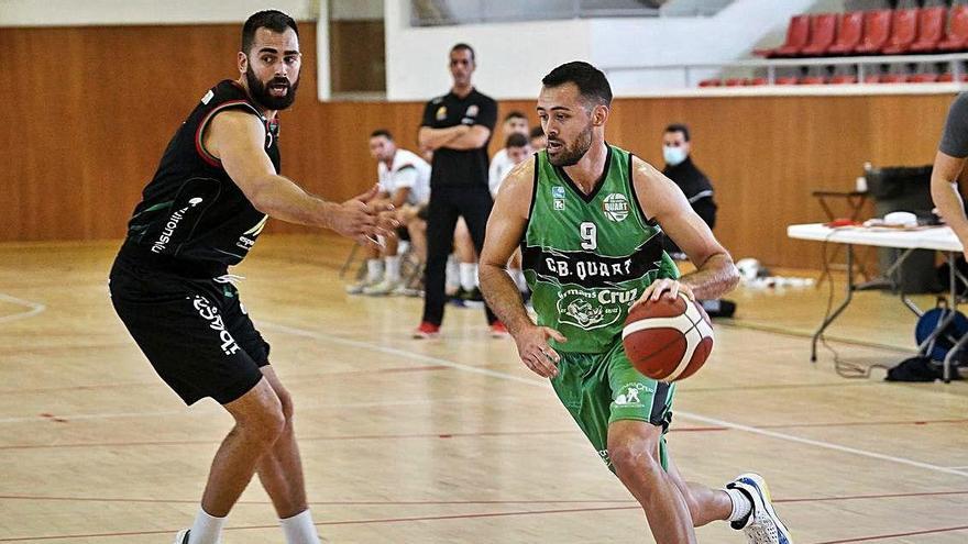 Albert Coderch en una acció atacant del Quart en el partit d&#039;ahir