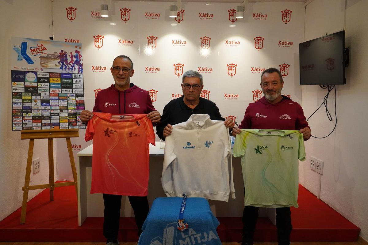 Presentación de la XXI Mitja Marató de Xàtiva, este martes.