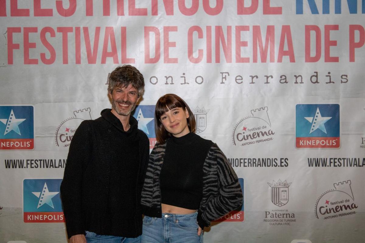 Víctor García y Carla Campra, director y protagonista de &quot;La niña de la comunión&quot;.