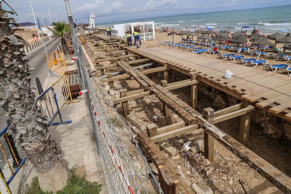 Obras de reforma del paseo de  la playa de La Mata