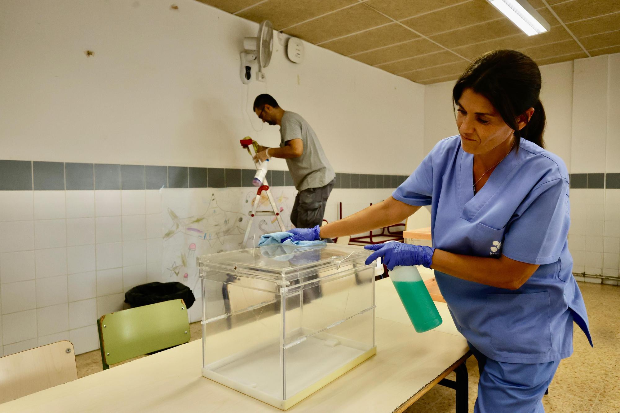 Paterna prepara sus colegios electorales para el 23J