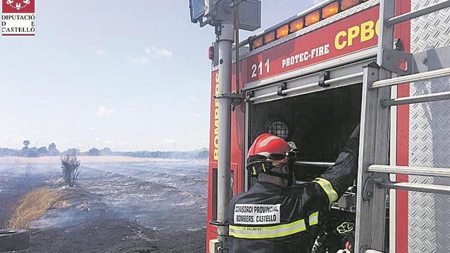 Dos fuegos más en la Vall apuntan al pirómano