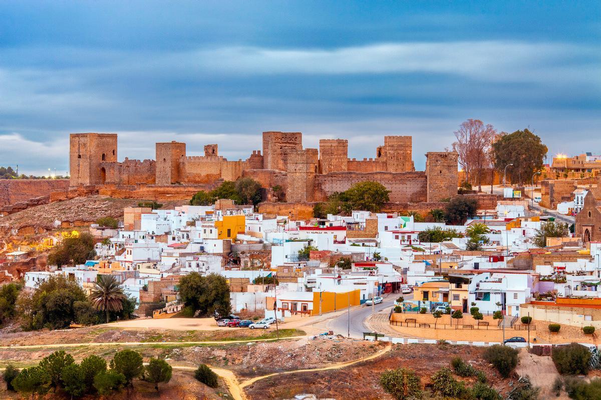 La pequeña ciudad sevillana llena de historia y magia