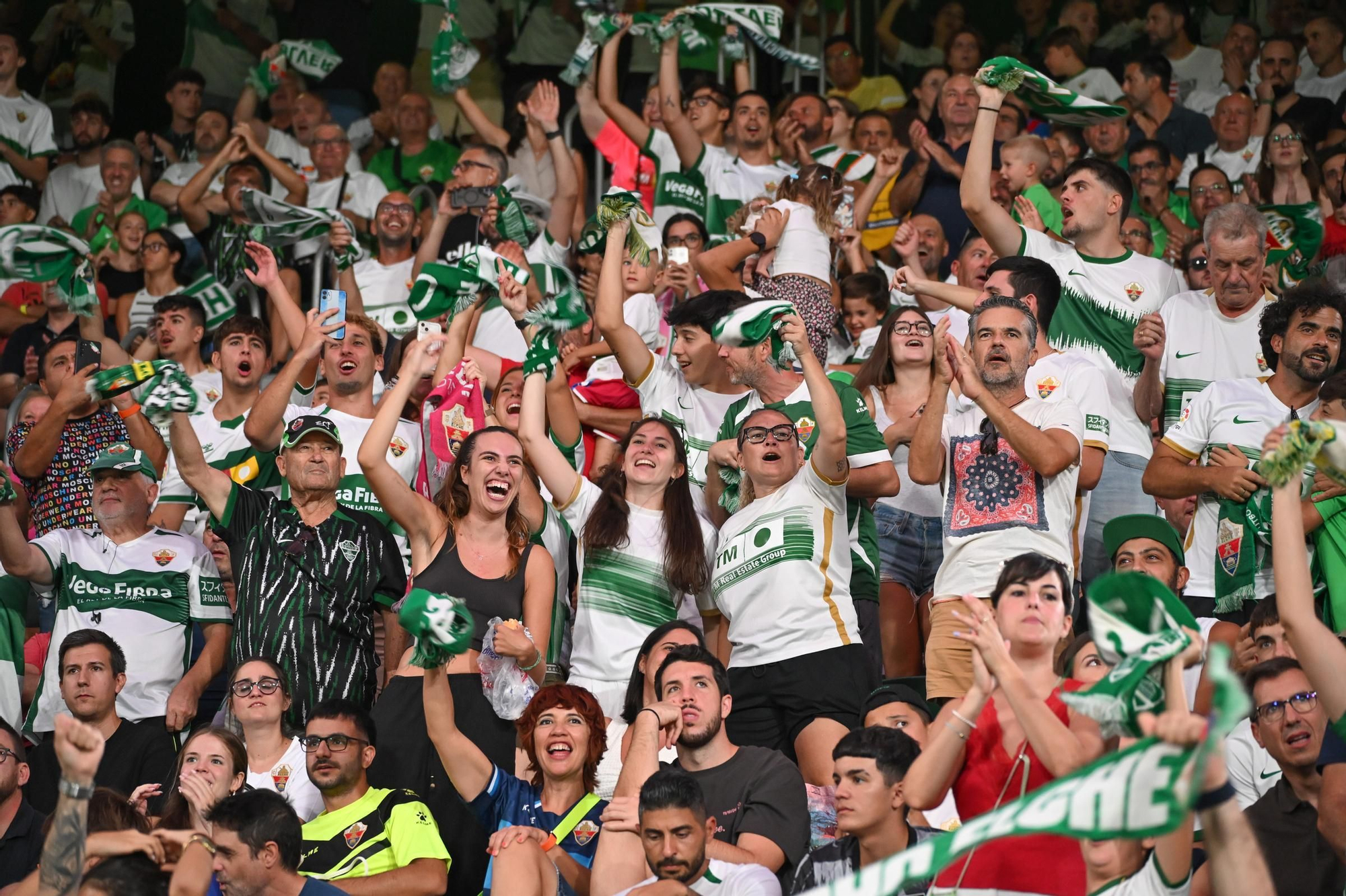 Las mejores imágenes del la victoria del Elche CF frente al Levante (2-0)