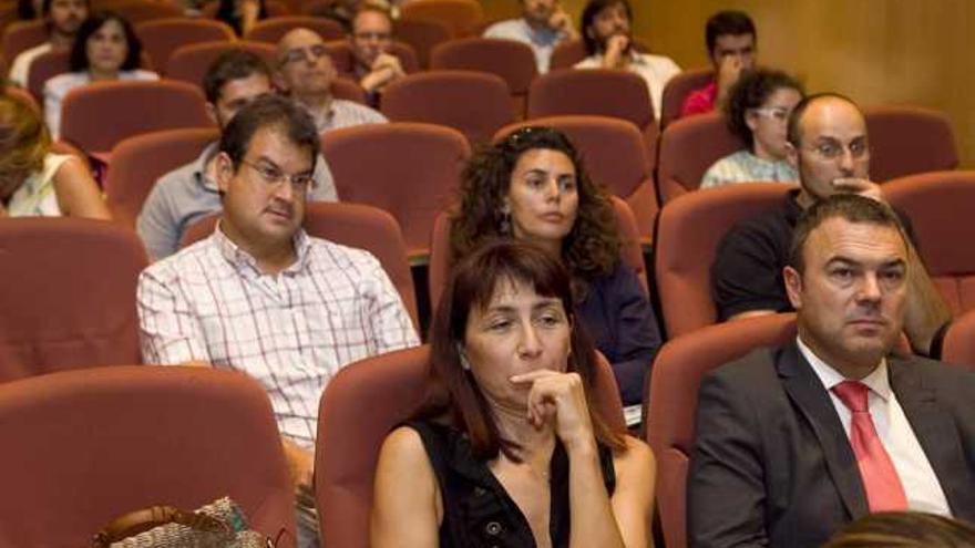 Ana García Solar y Bernardo Veira, en la sesión de ayer en el Parque Tecnológico.