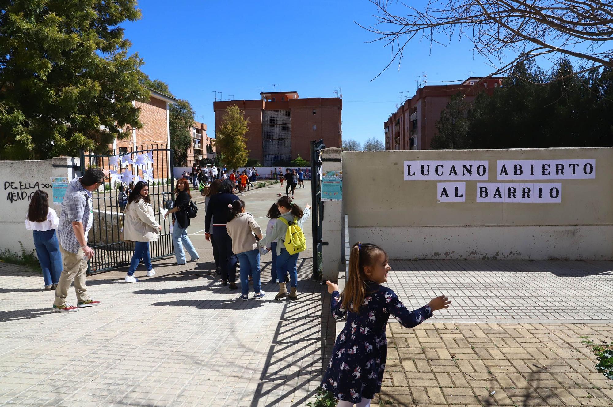 El colegio Lucano abre sus puertas durante un día