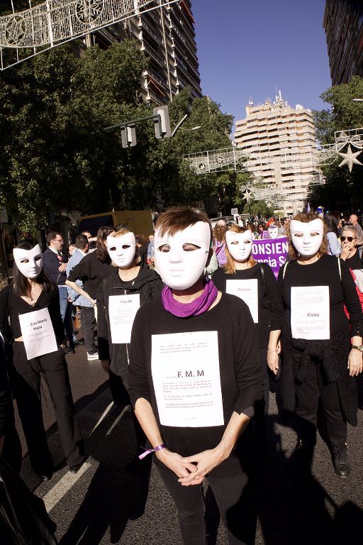 La manifestación en Murcia contra la violencia machista, en imágenes