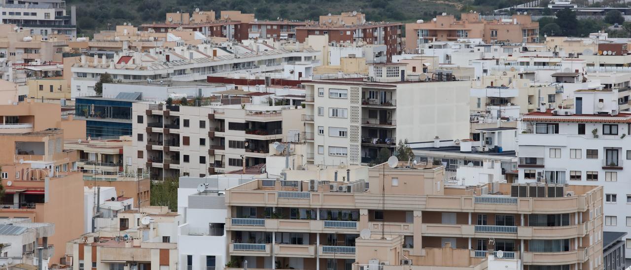 PROBLEMA VIVIENDA ALQUILER IBIZA: «Una guardia civil lloraba