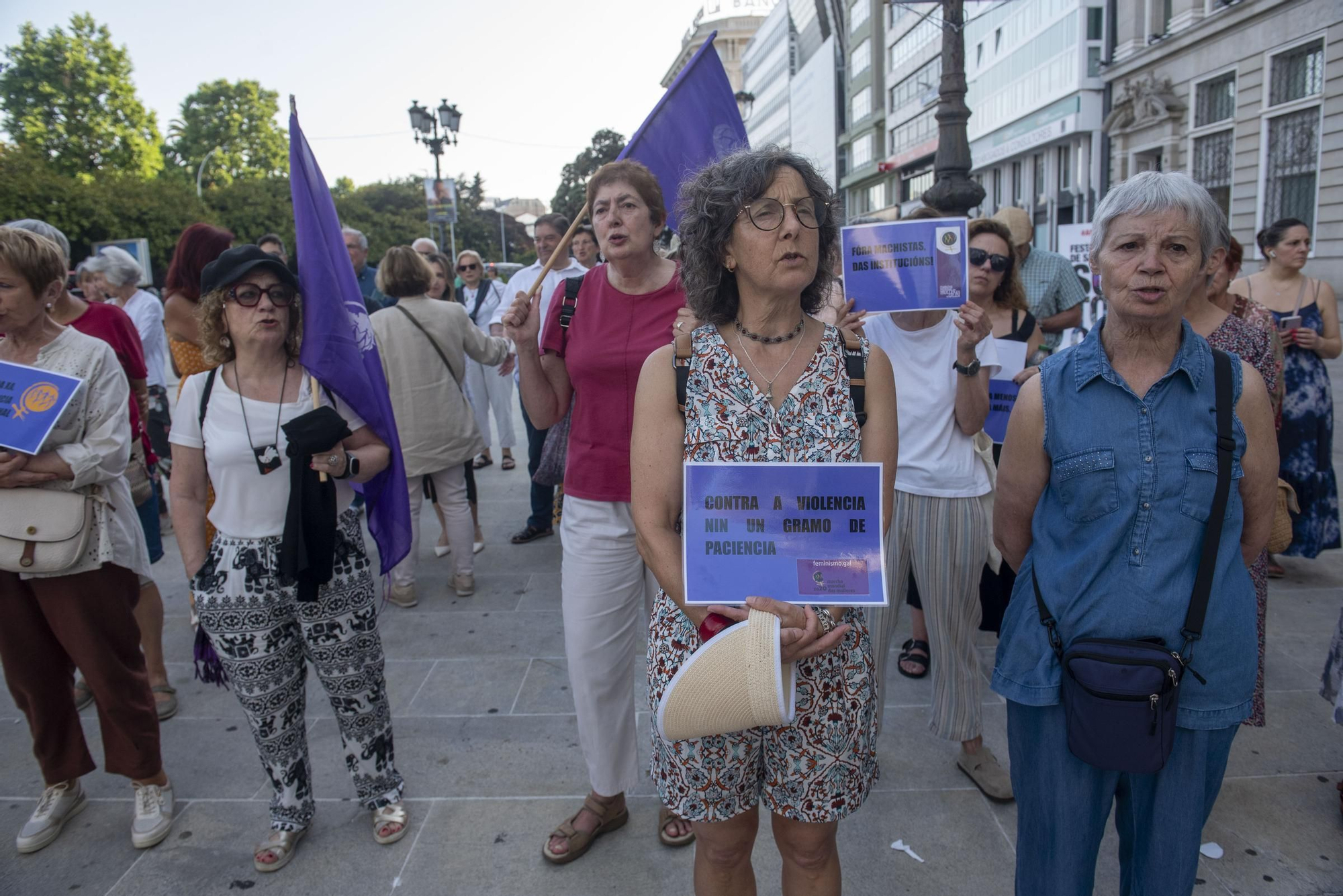 Protesta de la Marcha Mundial das Mulleres por el crimen machista de Maritza en A Coruña