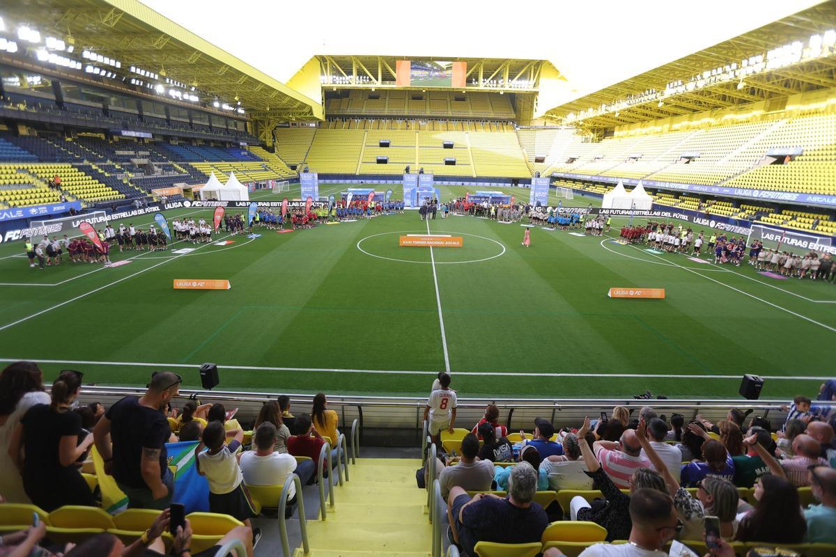 El XXXI Torneo Nacional Ascale LaLiga Futures arranca con una espectacular ceremonia inaugural.