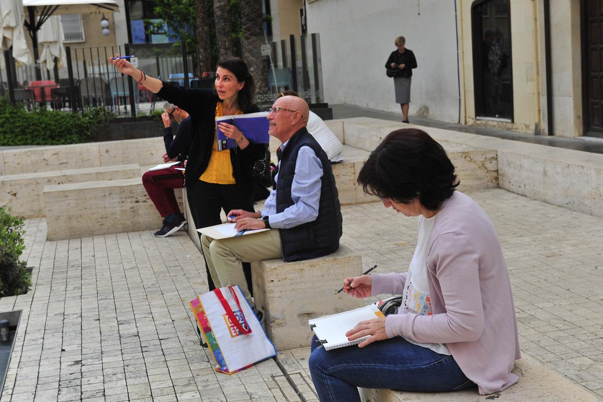 Dibujantes urbanos en el noveno encuentro junto a la Calahorra este sábado