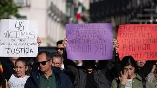 Las víctimas del accidente de Adamuz exigen al Gobierno que las secuelas psicológicas se indemnicen como las físicas