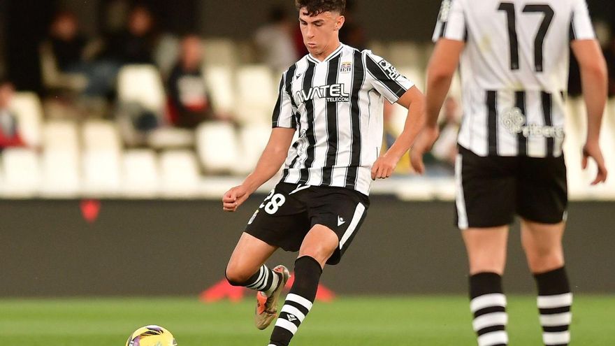 Jesús Hernández, la última promesa de la cantera del FC Cartagena