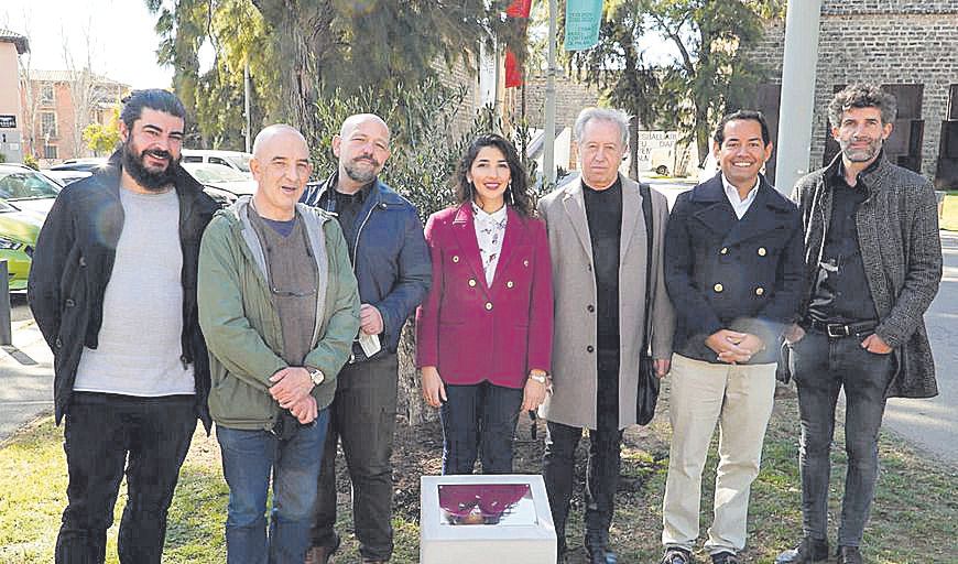 Emilio Brea, Joan Soler, Rafa Puig, Nanda Más, Lluís Fuster, Álex Ceball y José Luis Sánchez (Yoko).