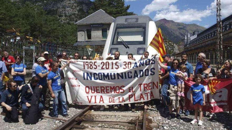 La Asociación Ferroviaria Zamorana, en Canfranc.