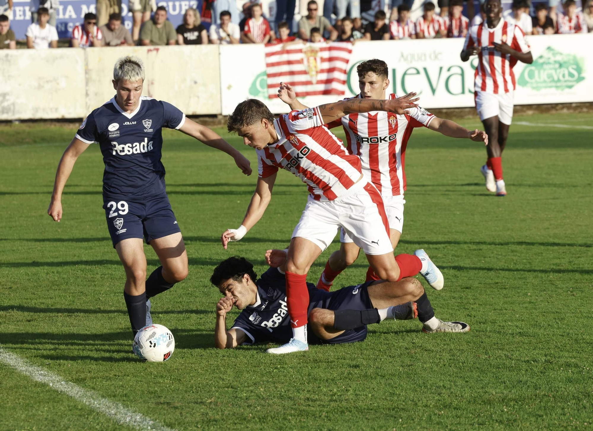 EN IMÁGENES: así fue el choque entre el Sporting y el Marino de Luanco