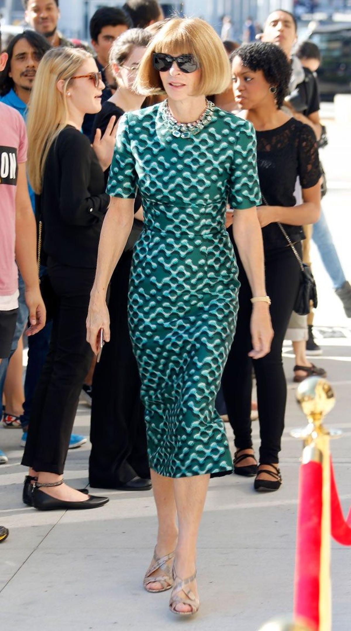 Anna Wintour a la salida de la presentación de la colección de ropa de Selena Williams en la Semana de la Moda de Nueva York