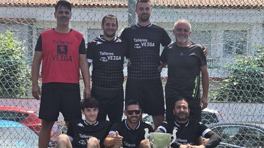 Equipo del Talleres Veiga, campeón de Liga.