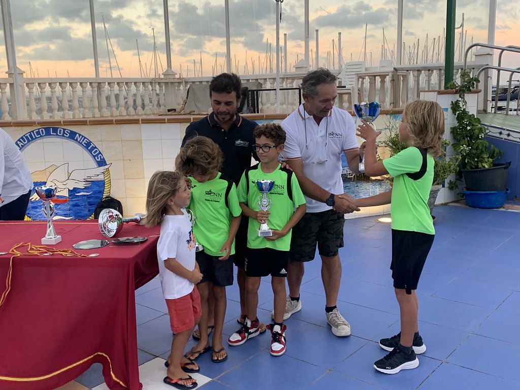 Clausura de temporada en el club náutico Los Nietos