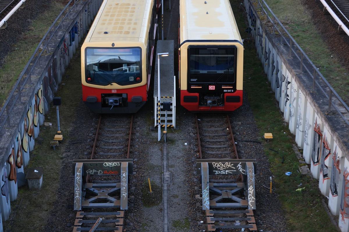 Alemania se para el lunes por una huelga a gran escala que los sindicatos han convocado en todo el transporte. Los trabajadores del sector público elevan la presión para exigir subidas del 10,5% para compensar la elevada inflación