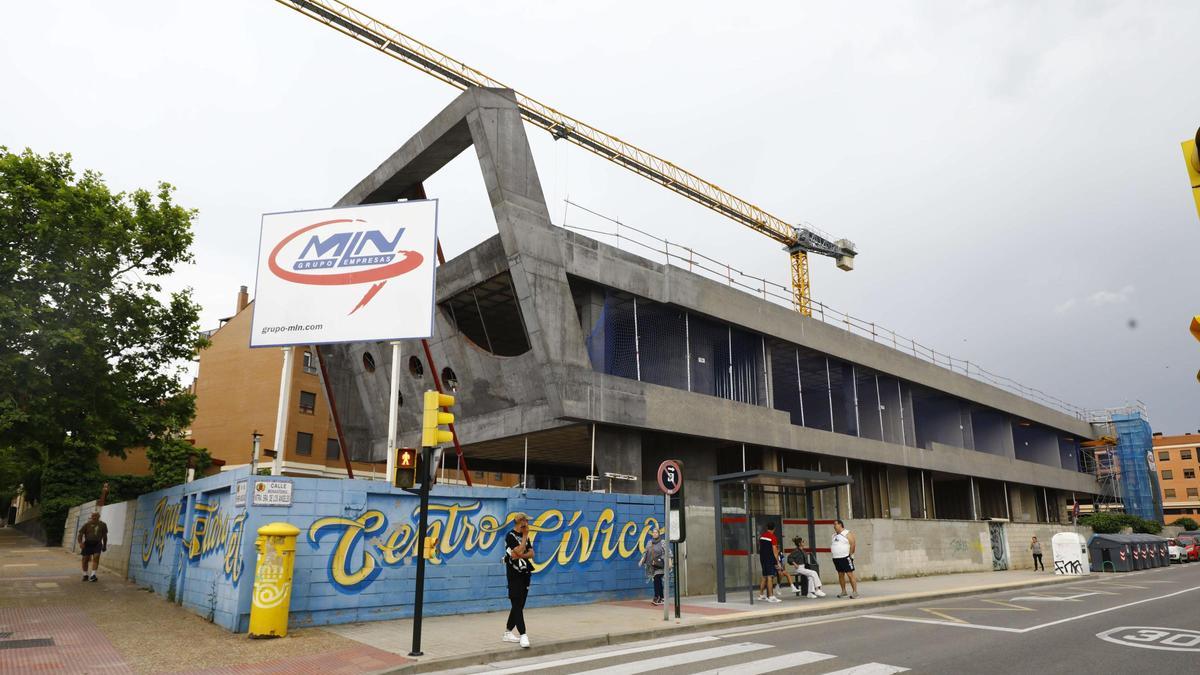 Estado de las obras en el nuevo centro cívico de Vía Hispanidad.