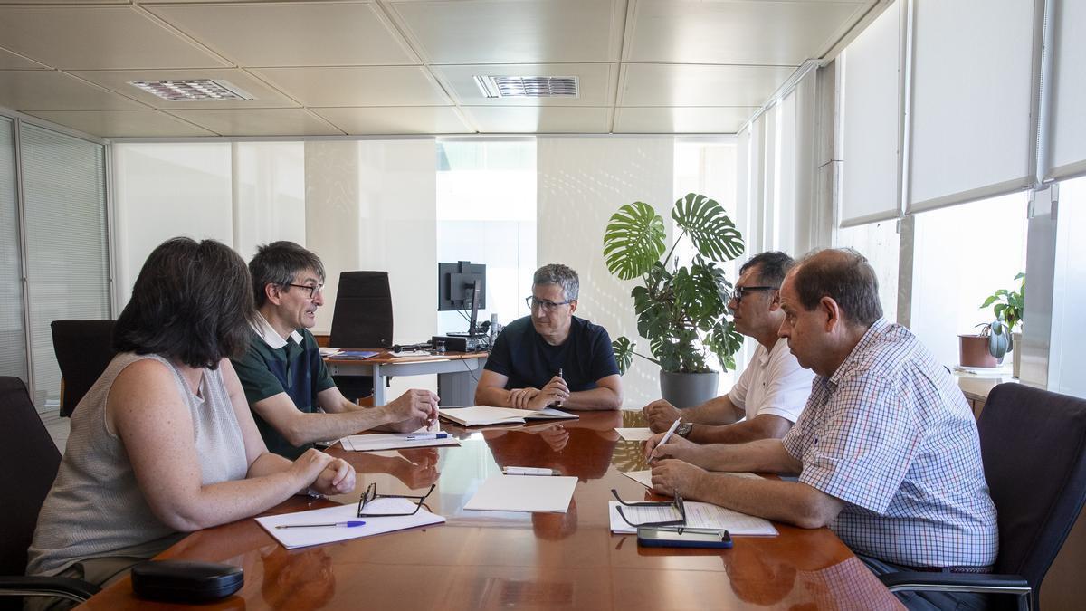 Reunión de los transportistas con Roberto Algaba