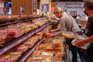 Los dos supermercados en los que te saldrá más caro hacer la compra