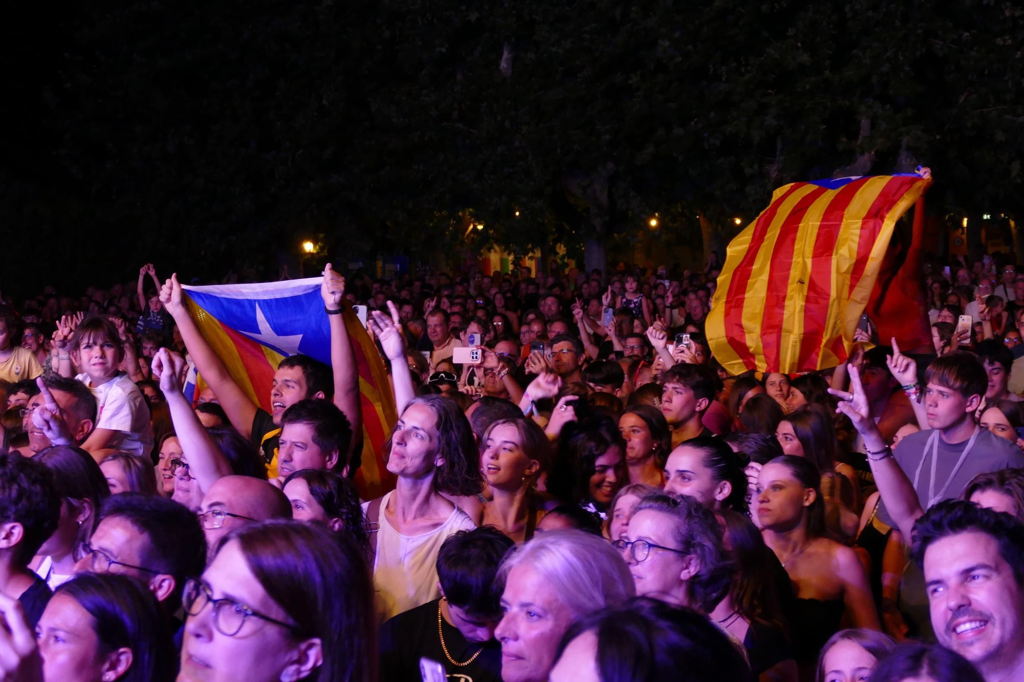 La segona Bertranada Fest congrega unes 8.000 persones als concerts de Ginestà i Búhos