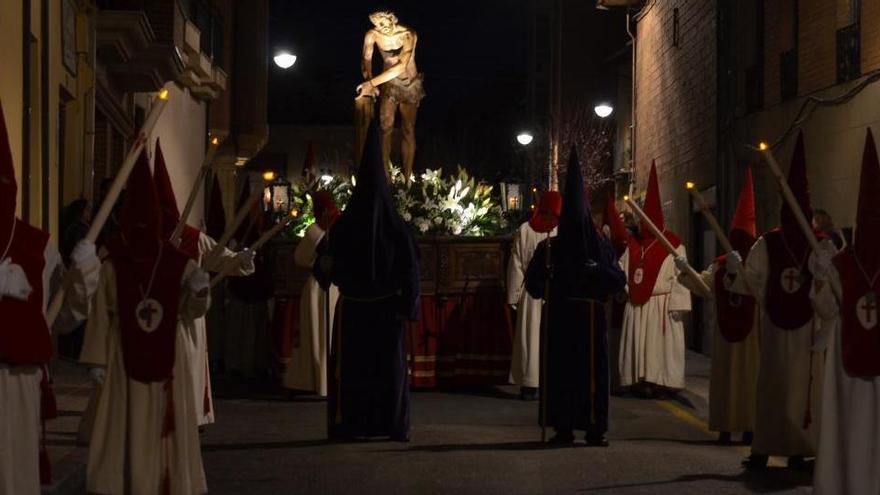 Momento de la procesión del Silencio en Benavente