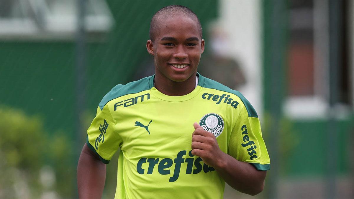 Endrick ya se ha entrenado con el primer equipo del Palmeiras pero solo debutará en julio