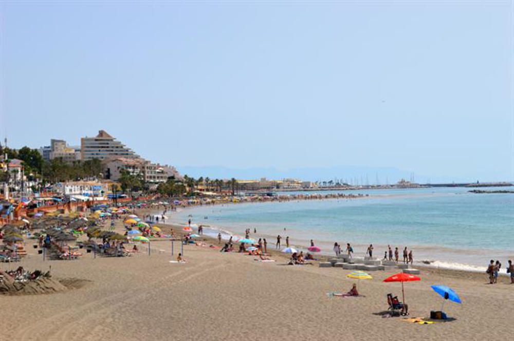 La playa de Santa Ana, en Benalmádena.