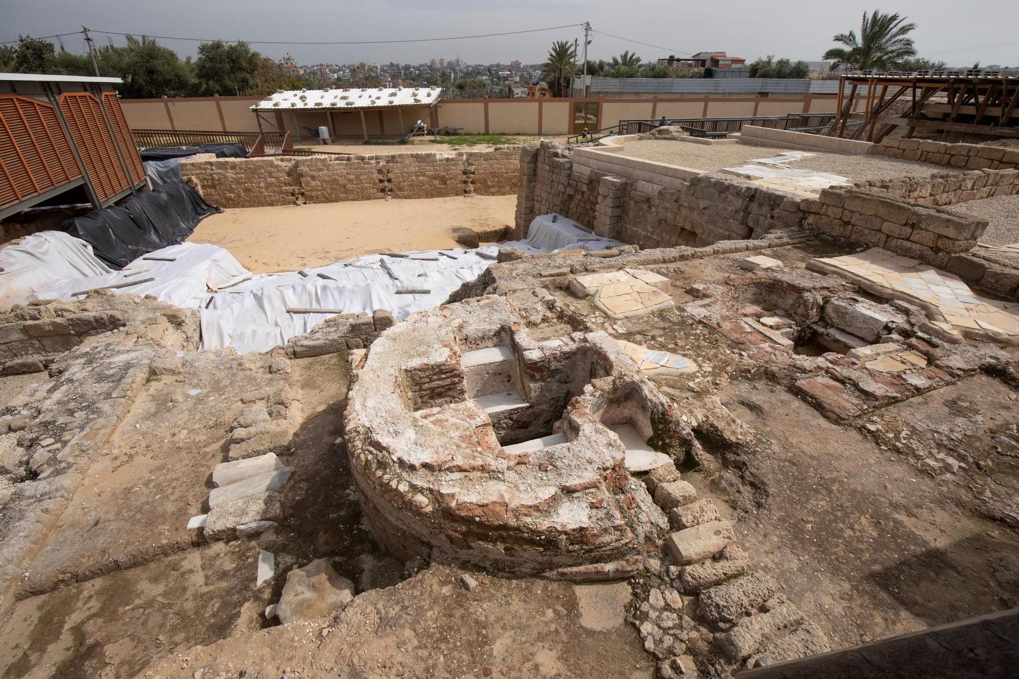 Monasterio de San Hilarión/ Tell Umm Amer