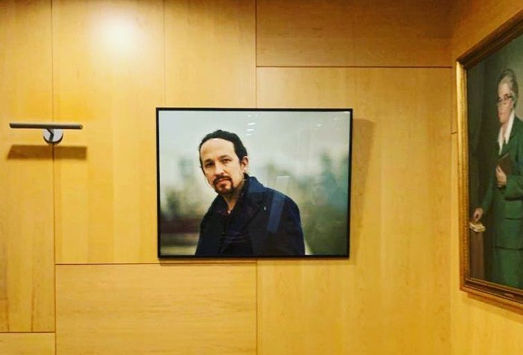 Imagen de Pablo Iglesias en el Ministerio de Derechos Sociales.