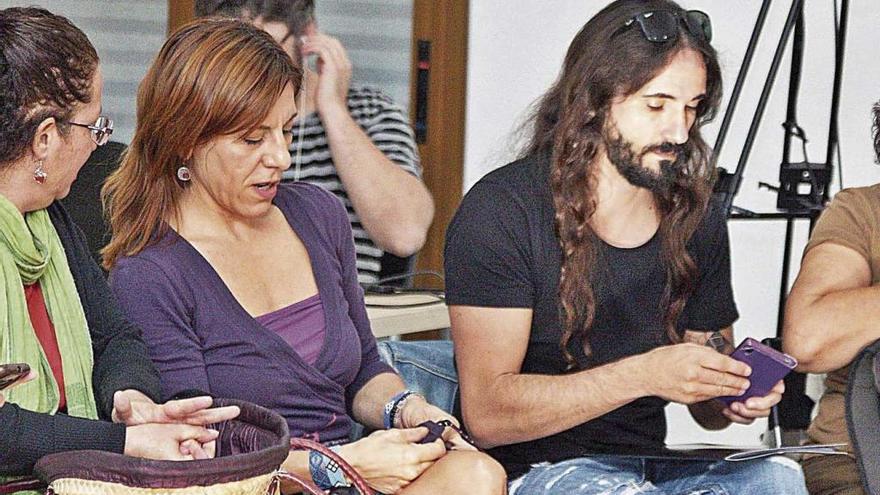 Laura Camargo y Balti Picornell, durante una reuniÃ³n de la direcciÃ³n de Podemos.