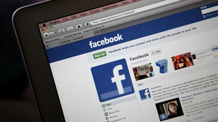 Un virus en Facebook infecta a miles de usuarios.