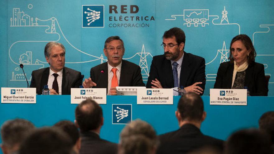 De izda. a dcha., Miguel Duvison, José Folgado, Juan Lasala y Eva Pagán, durante la rueda de prensa ofrecida ayer.