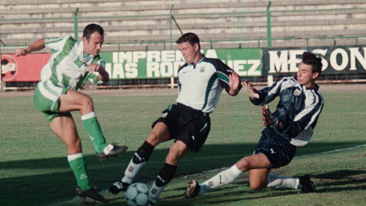 Banrín fútbol l Mérida C.P. - 15cm x 16cm