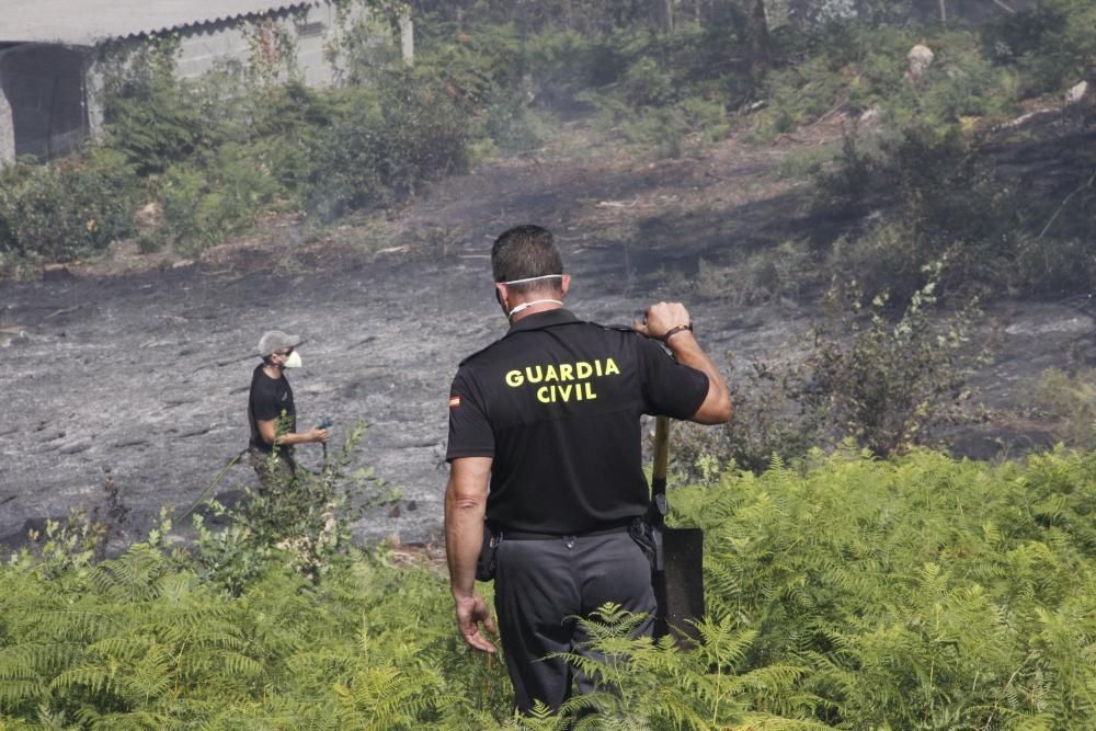 Incendios en Galicia | La Guardia Civil investiga la zona donde se originó el incendio de Cotobade