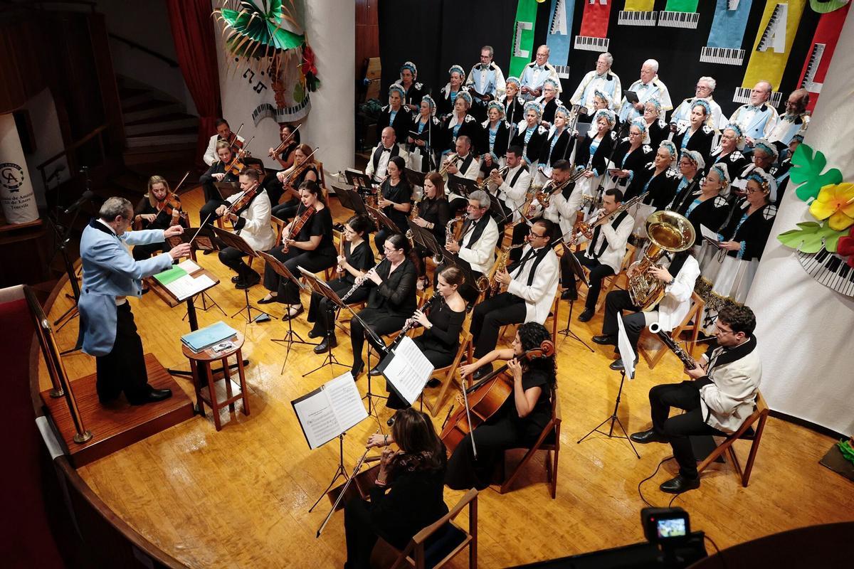 Presentación de La Zarzuela del Carnaval de Santa Cruz de Tenerife Presentación de La Zarzuela del Carnaval de Santa Cruz de Tenerife