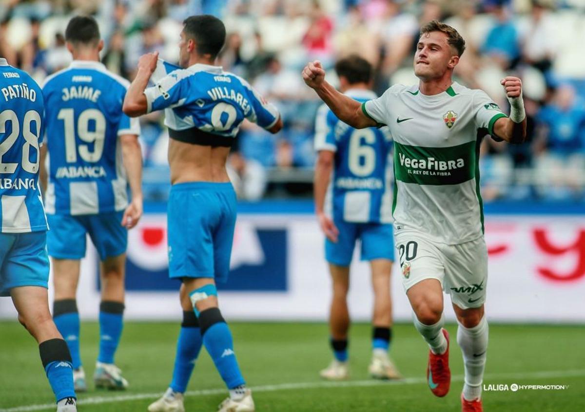 Germán Valera celebra su tanto