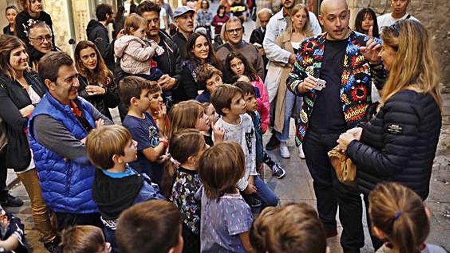 Animació Tarda de màgia al carrer Ballesteries