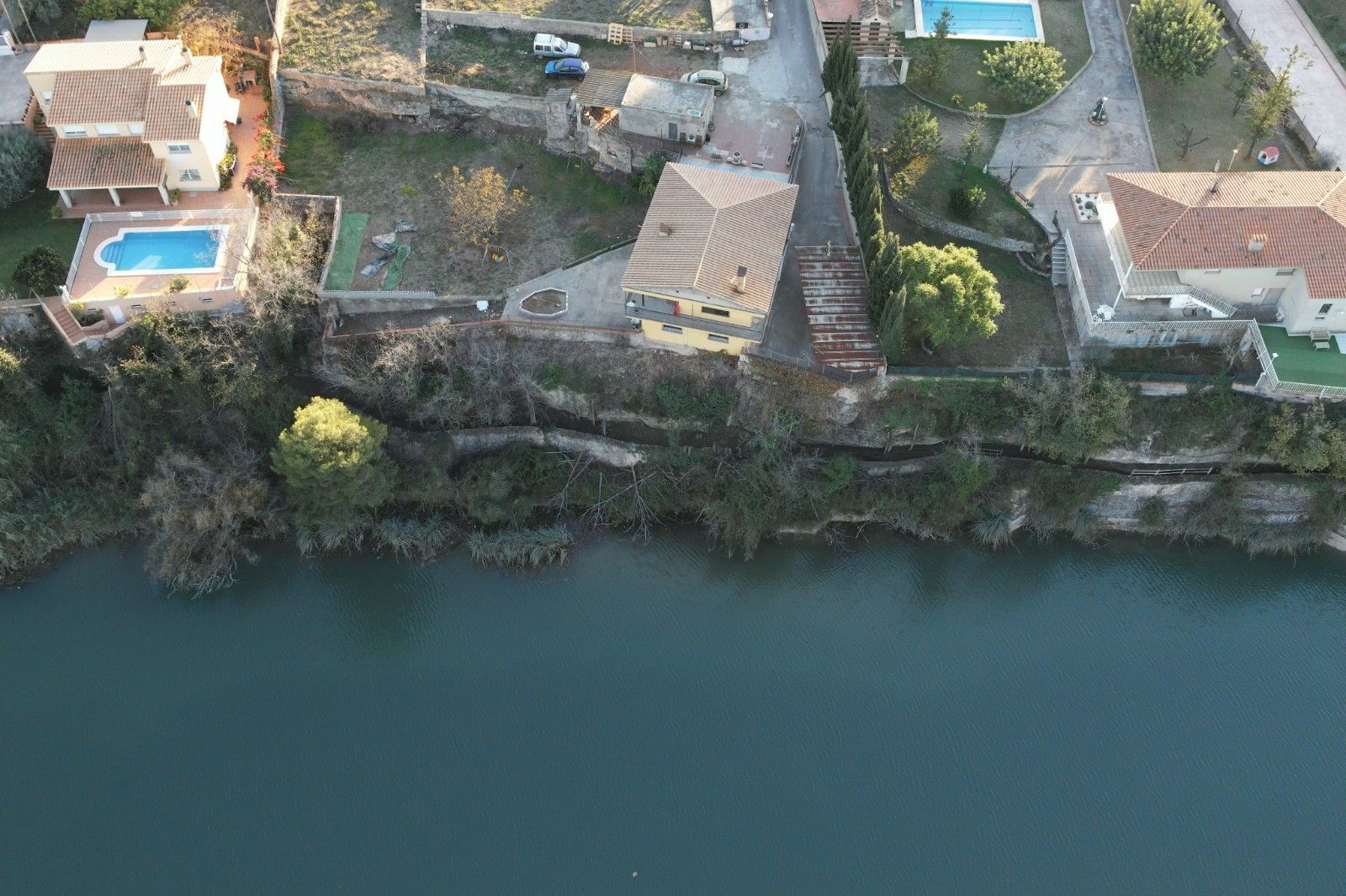 Imagen tomada por el dron científico que radiografía la ruta que discurre junto al cauce del Millars, entre el paraje del Termet y el puente de Santa Quitèria.