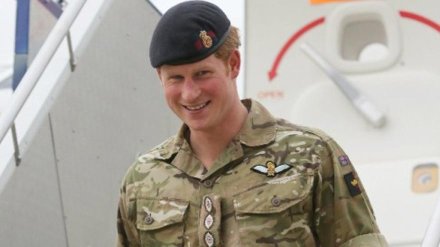 El príncipe Harry de Inglaterra termina su instrucción militar en Australia