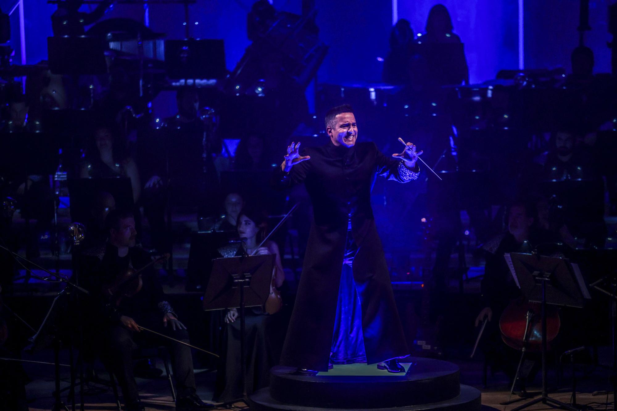 Fénix encandila al Auditorio con un concierto galáctico