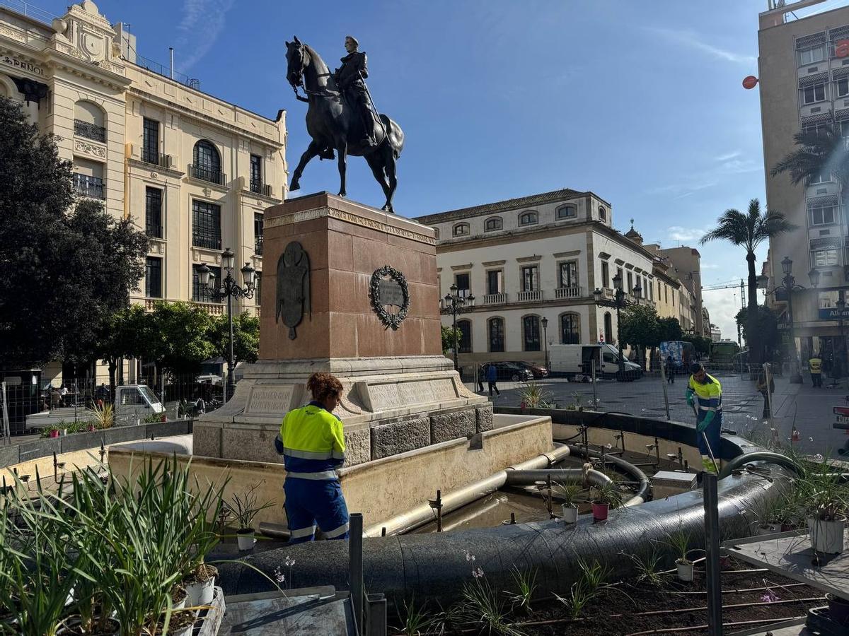 FUENTE DE LAS TENDILLAS | La fuente de Las Tendillas luce nuevo aspecto ...