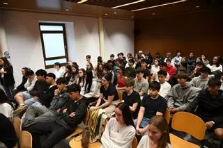 Acusados por un día: el alumnado del instituto Eusebio da Guarda simula un juicio en la Audiencia Provincial de A Coruña